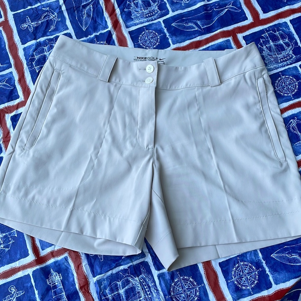 Nike Golf Shorts Dri-Fit Size 6